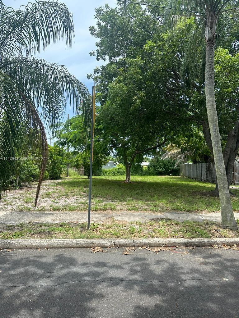 3014 Greenwood Avenue Property Photo 1