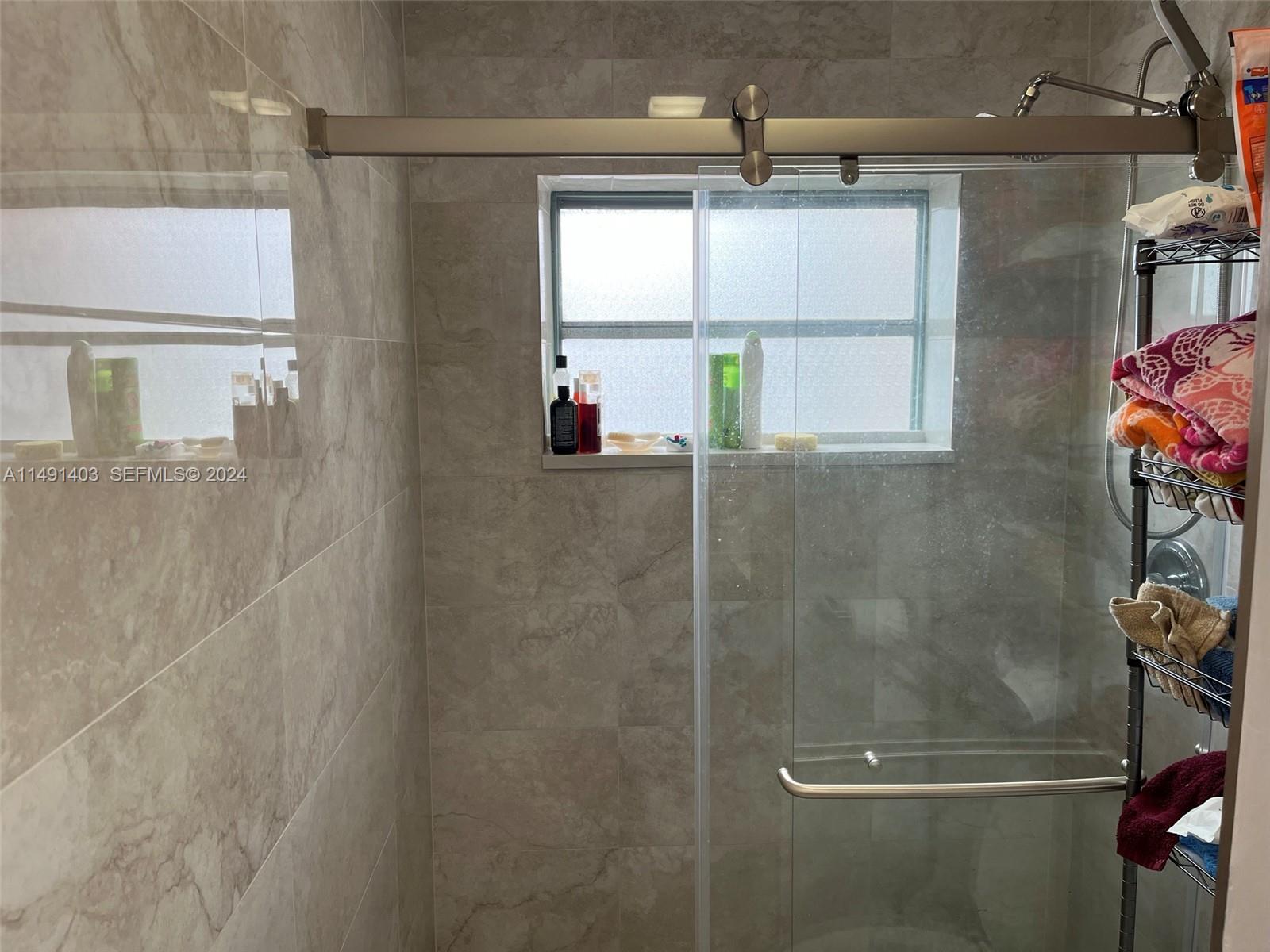 181 Ne 14th Avenue 22b Property Photo 6