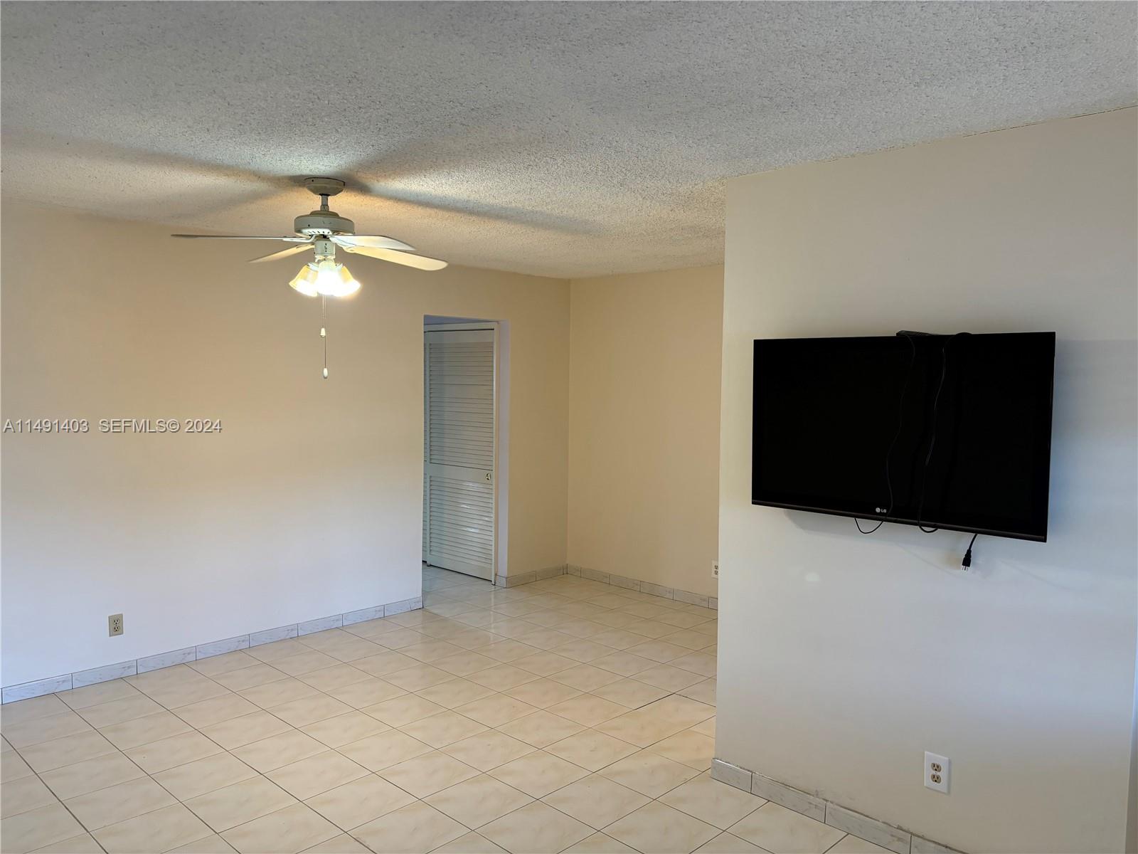 181 Ne 14th Avenue 22b Property Photo 10