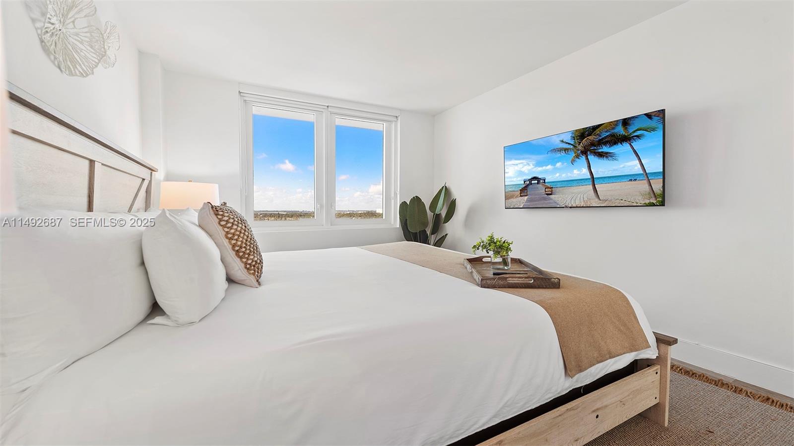 A11492687 Property Photo 26
