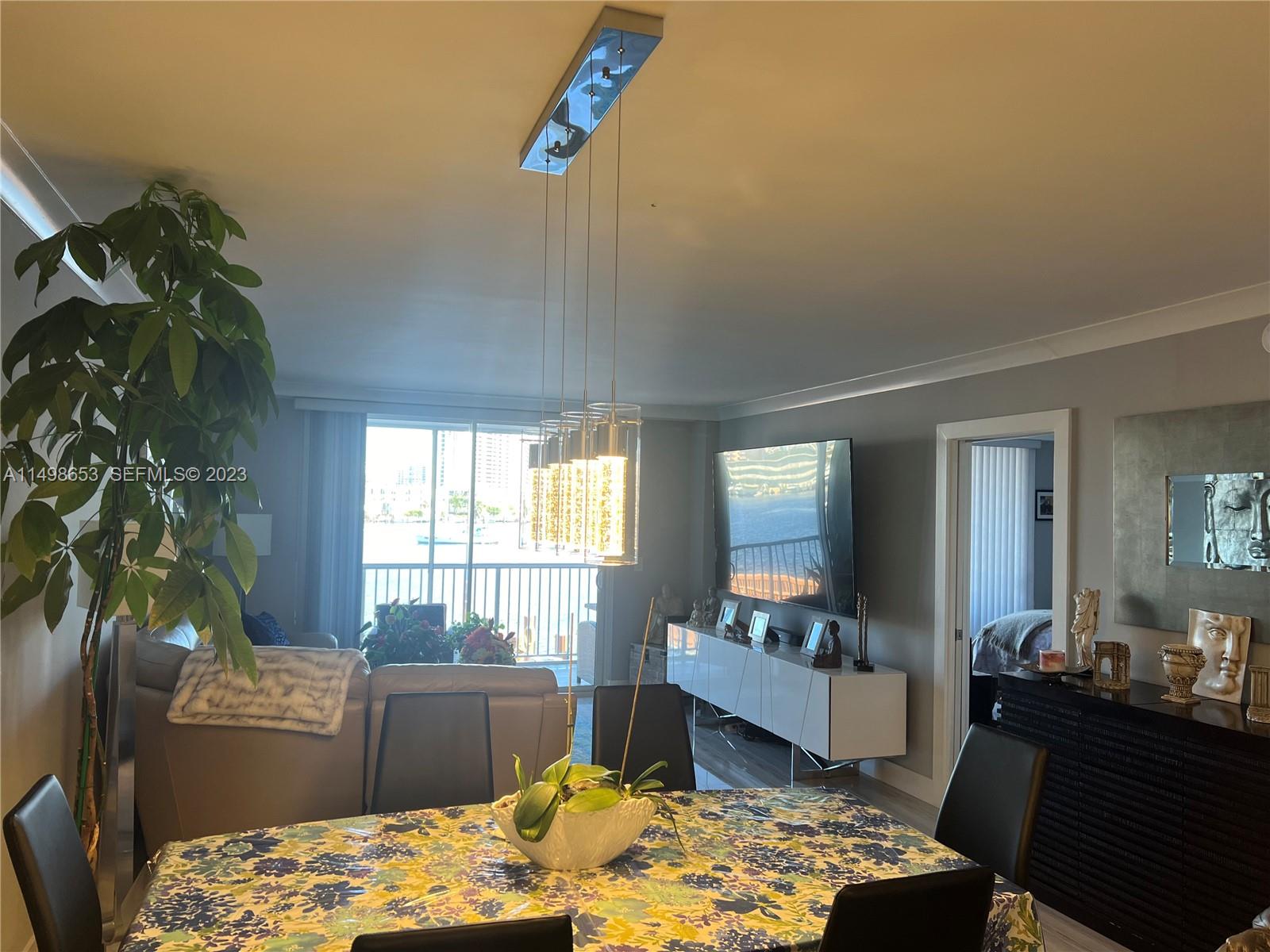 410 Golden Isles Drive 202 Property Photo 5