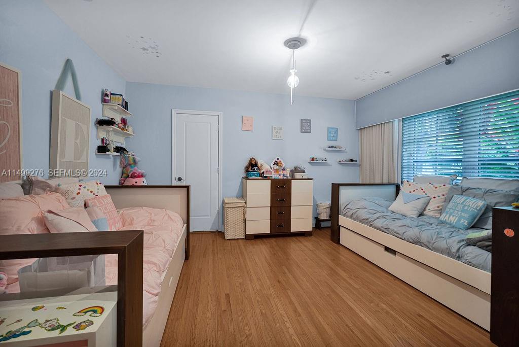 61 Camden Court Property Photo 9