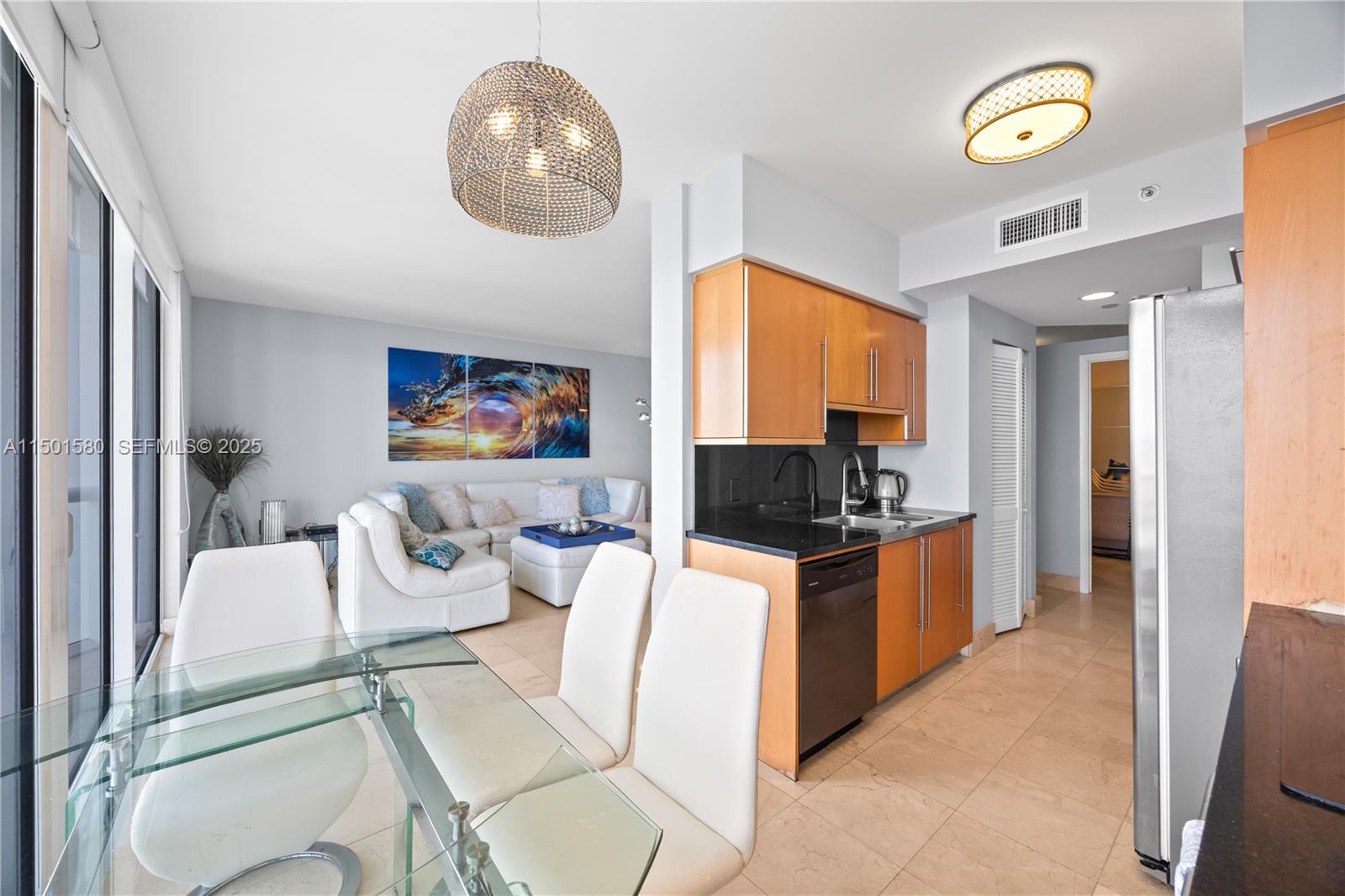 6365 Collins Avenue 4106 Property Photo 7