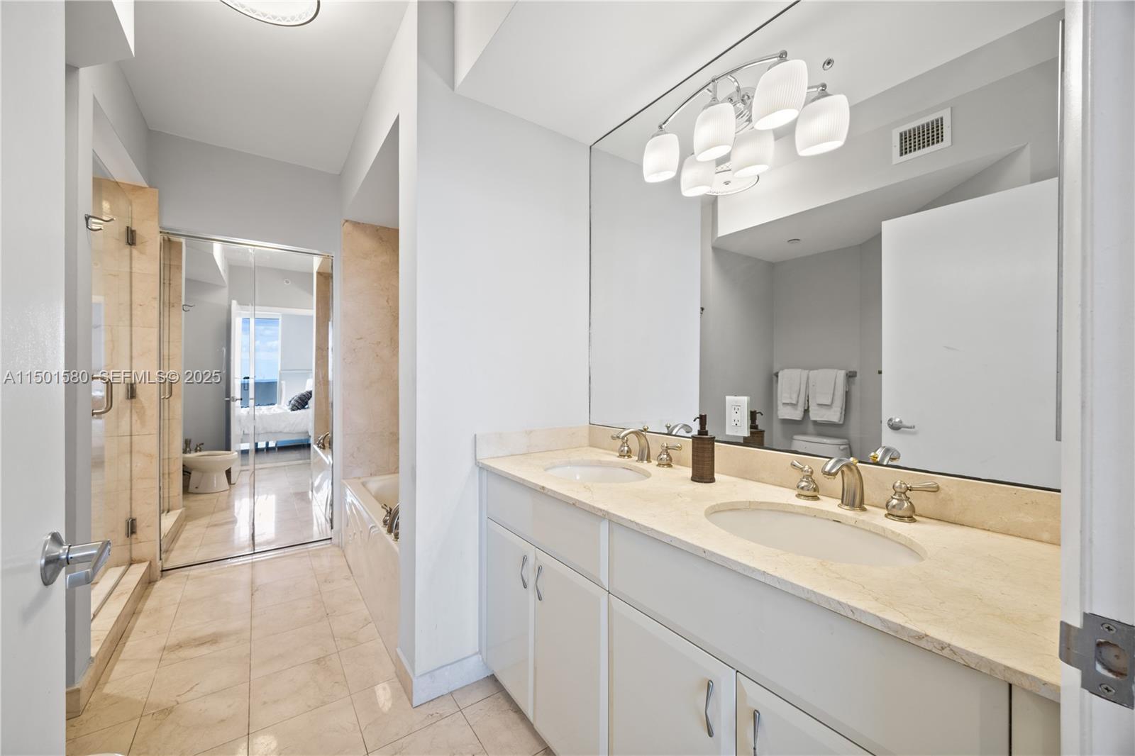 6365 Collins Avenue 4106 Property Photo 17