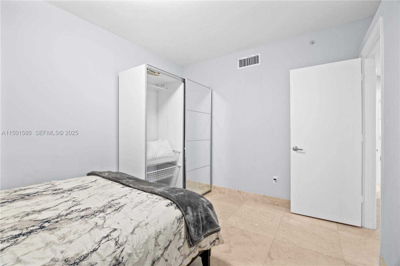6365 Collins Avenue 4106 Property Photo 23