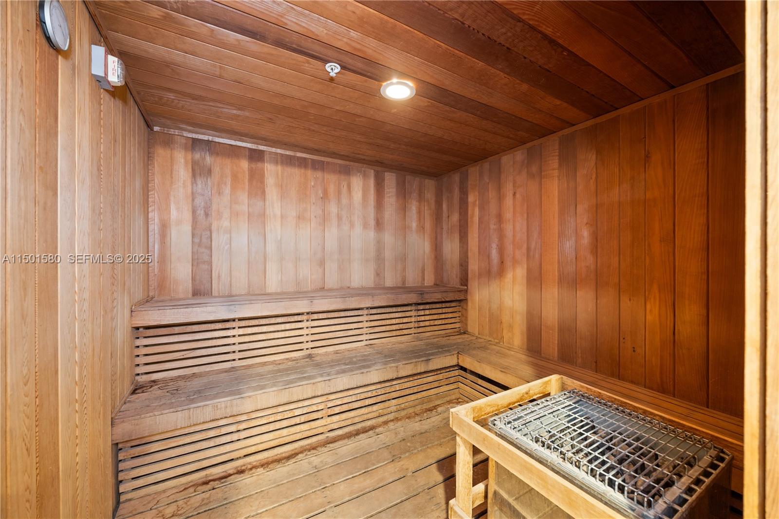 6365 Collins Avenue 4106 Property Photo 32
