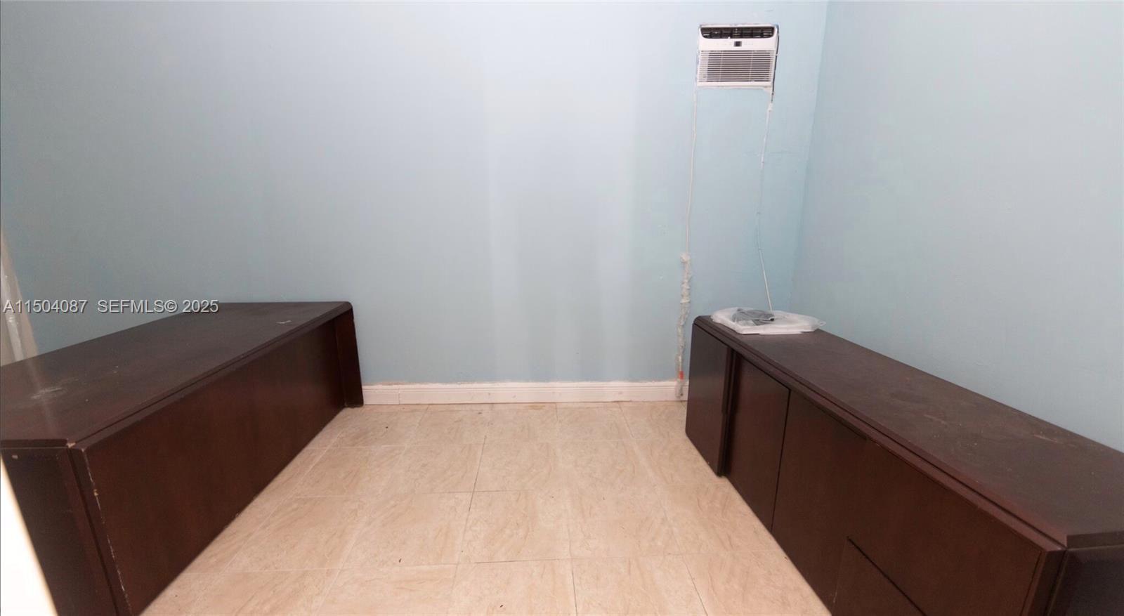 3045 W Broward Boulevard Property Photo 8