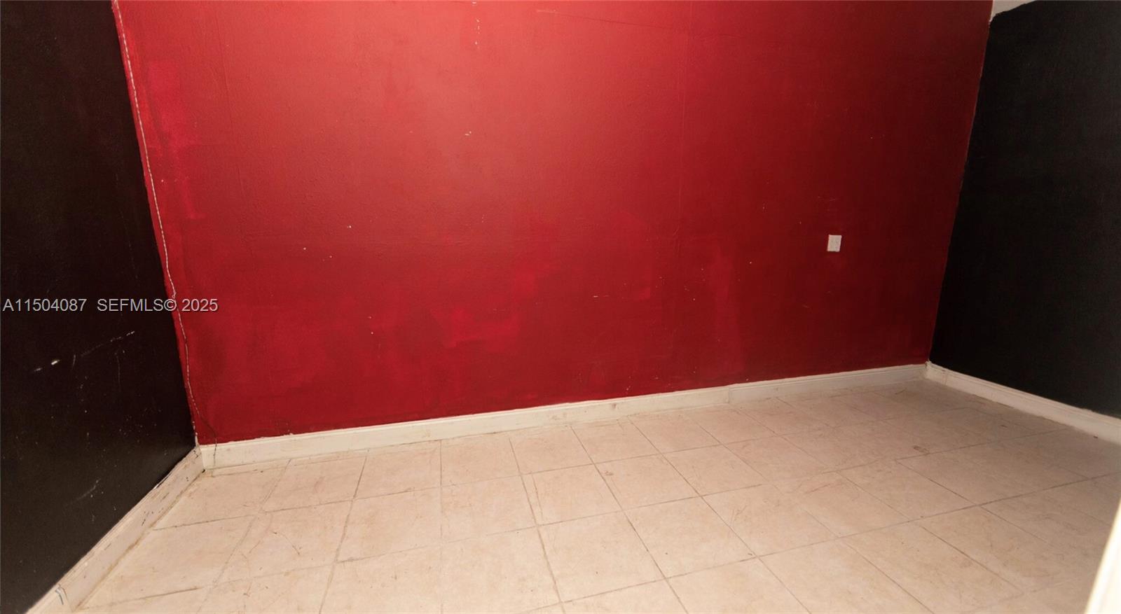 3045 W Broward Boulevard Property Photo 11