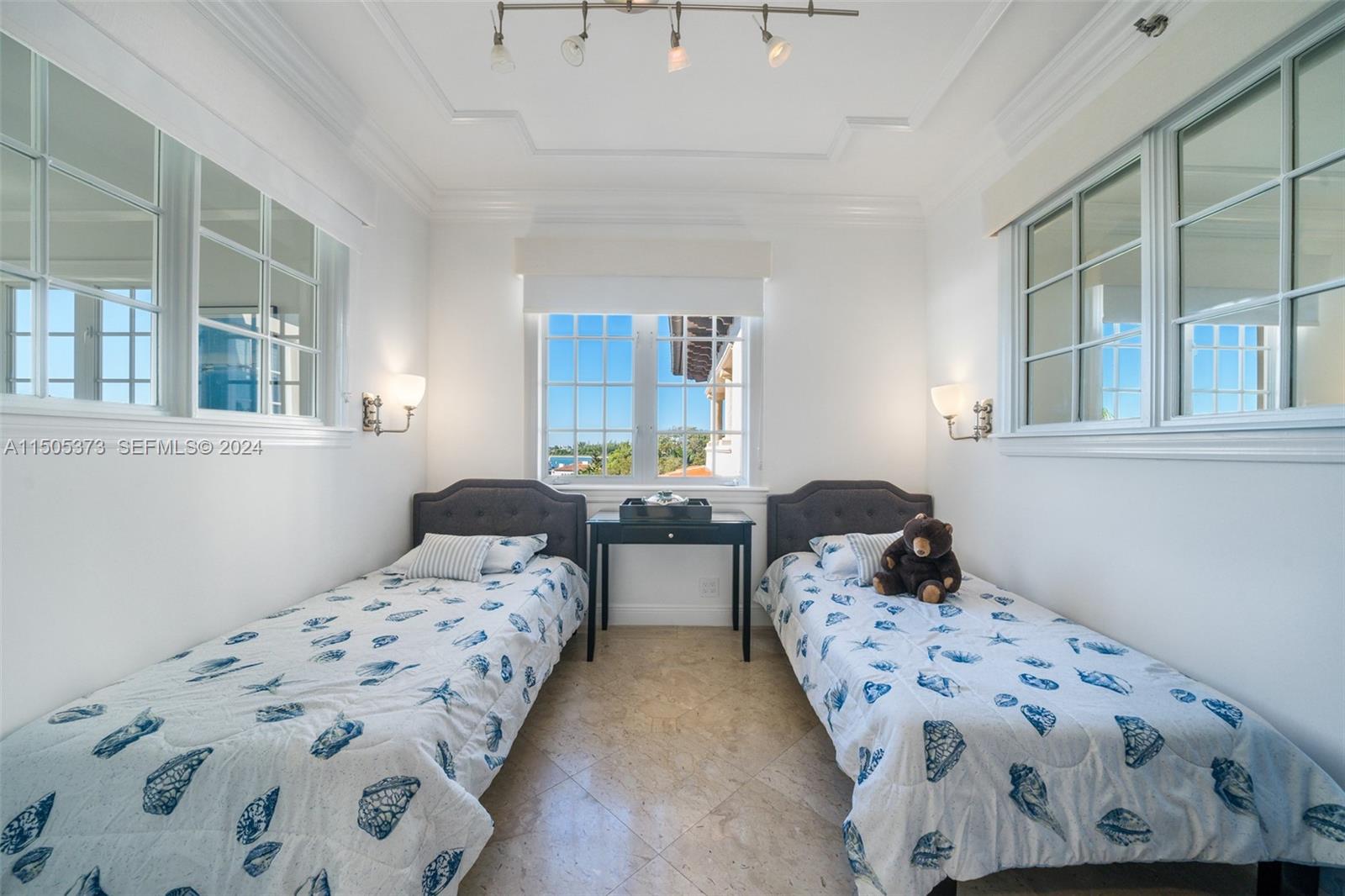 A11505373 Property Photo 21