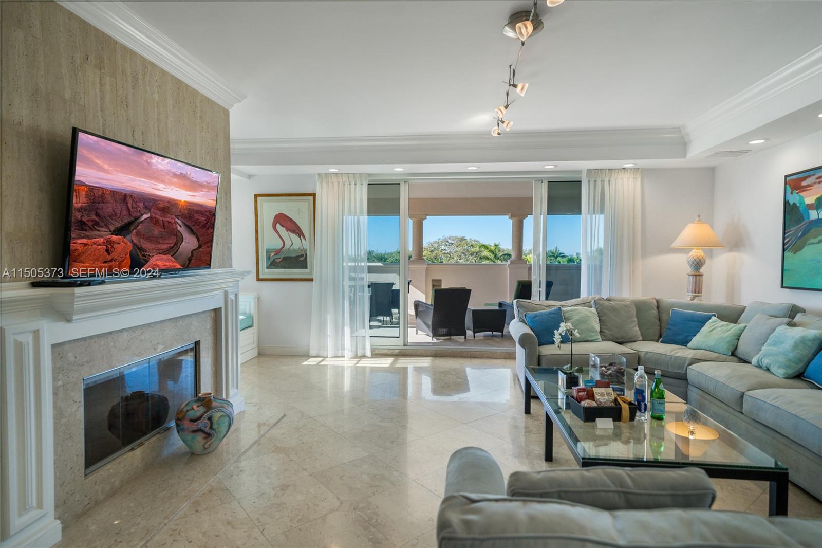 A11505373 Property Photo 48