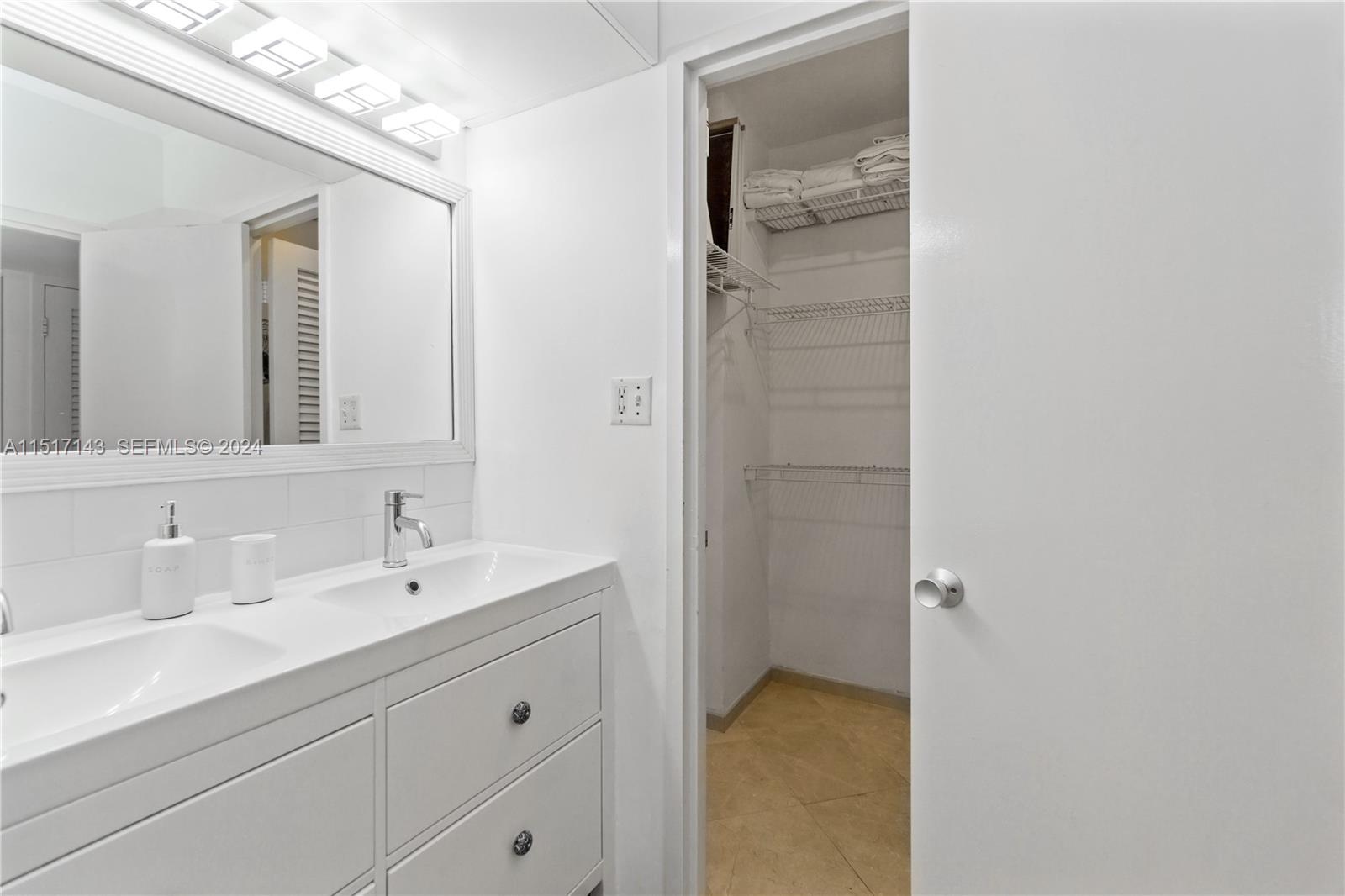 100 Lincoln Road 312 Property Photo 11