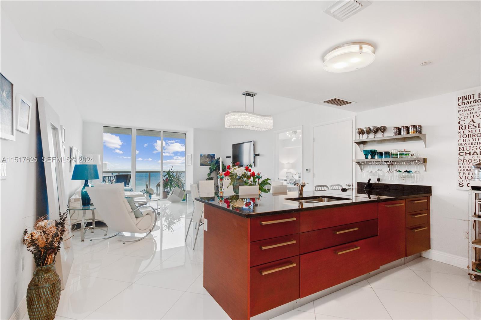 1830 S Ocean Drive Up5010 Property Photo 6