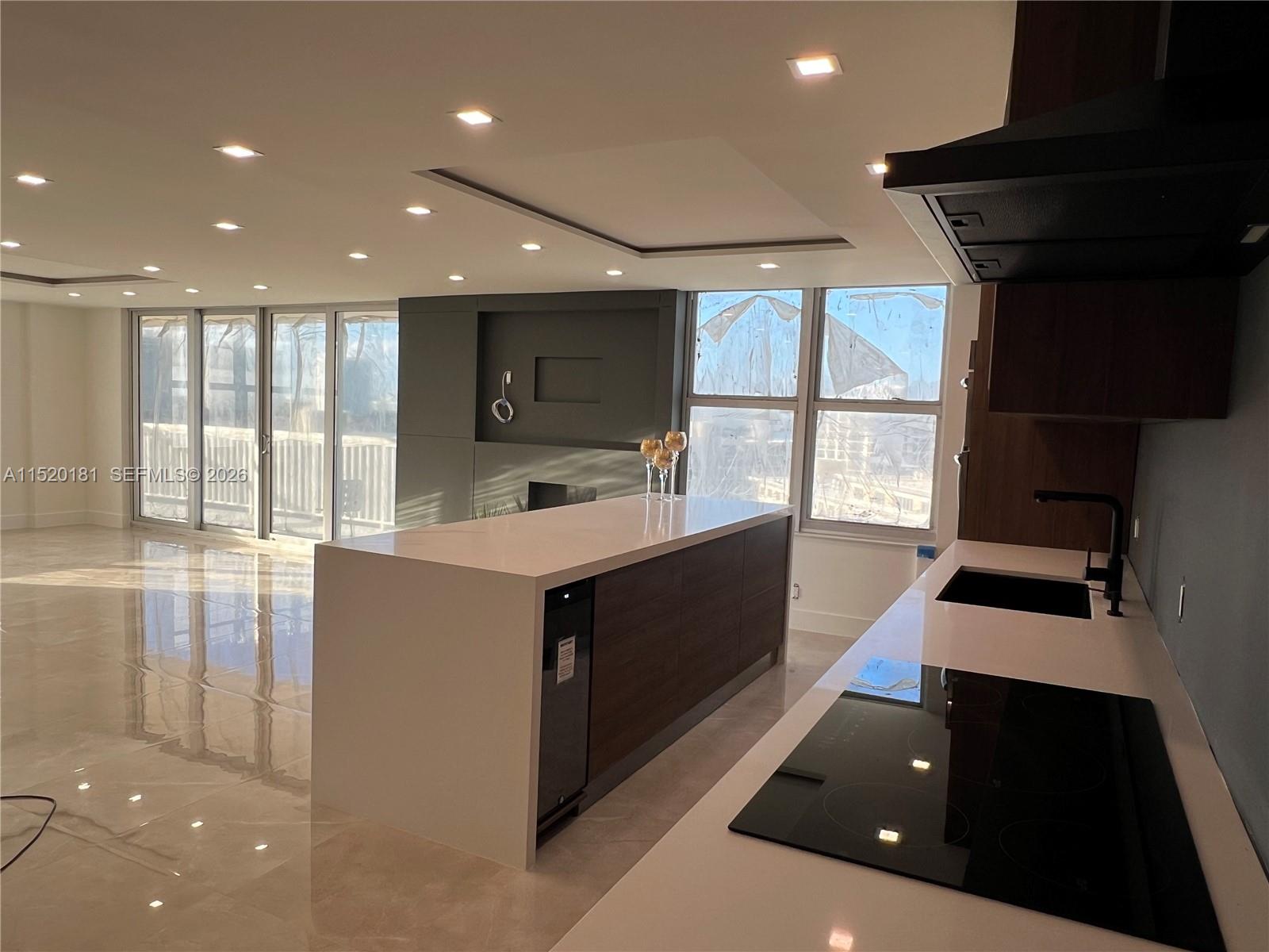A11520181 Property Photo 12