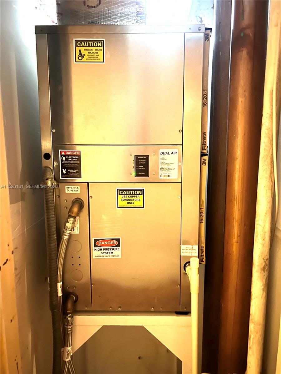 A11520181 Property Photo 25