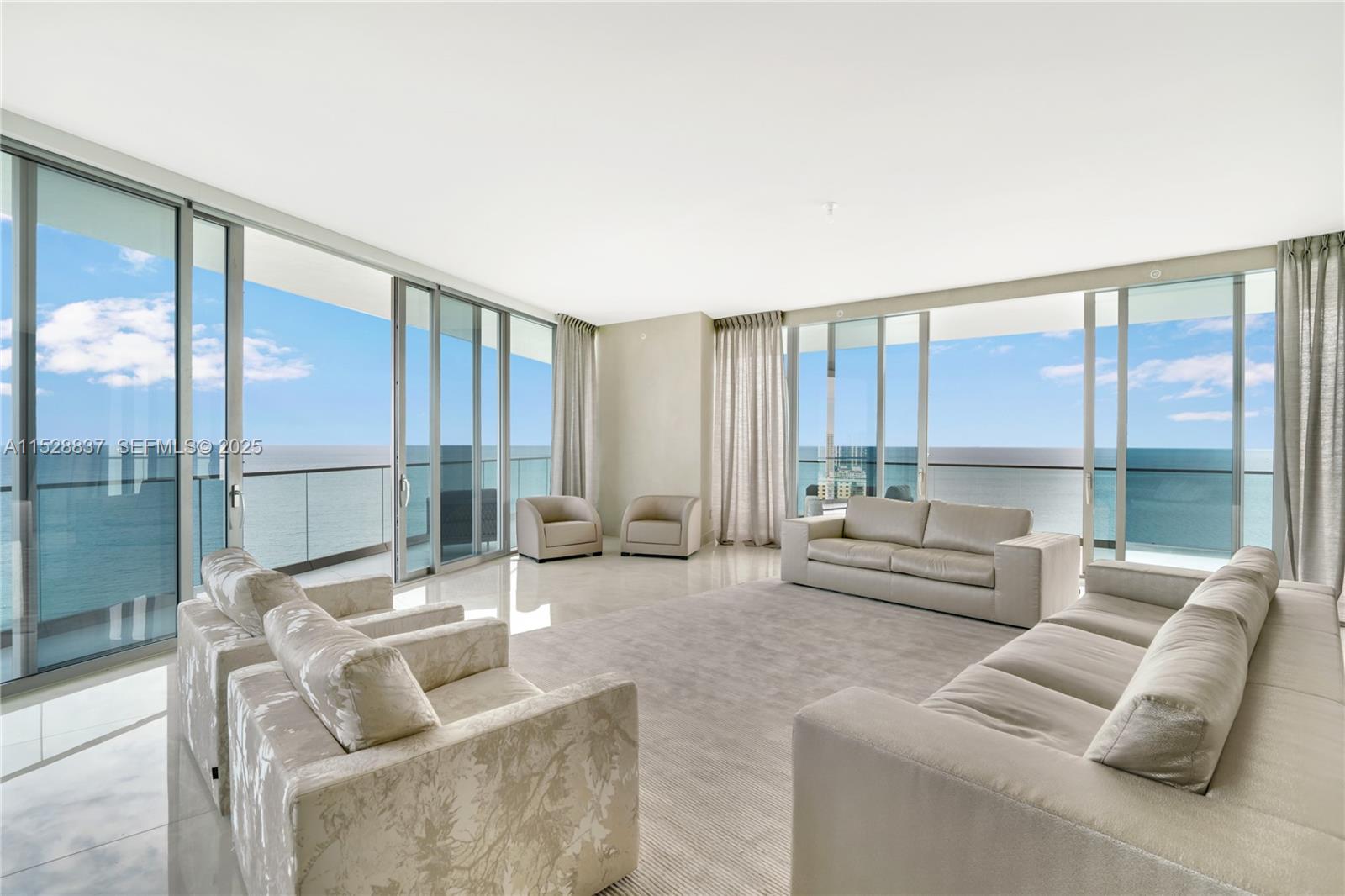 18975 Collins Avenue 2000 Property Photo 11