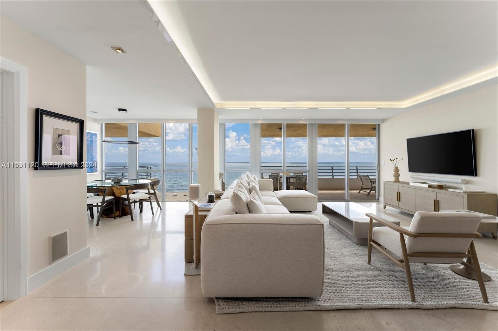 101 Ocean Drive 907 Property Photo 3