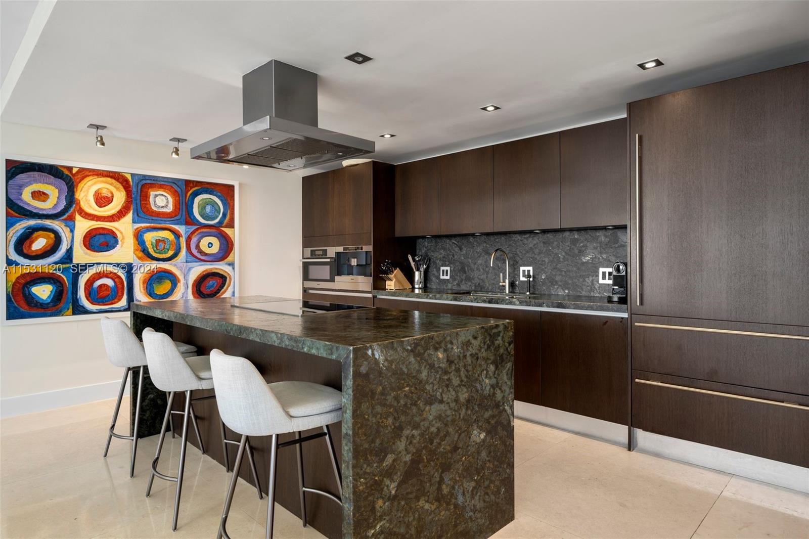 101 Ocean Drive 907 Property Photo 10