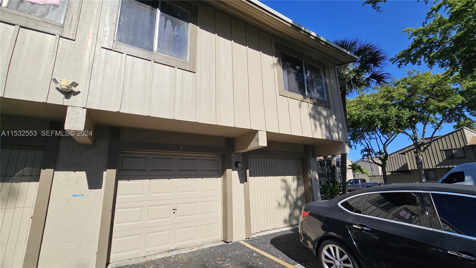 5870 Nw 21st Street 45e Property Photo 1