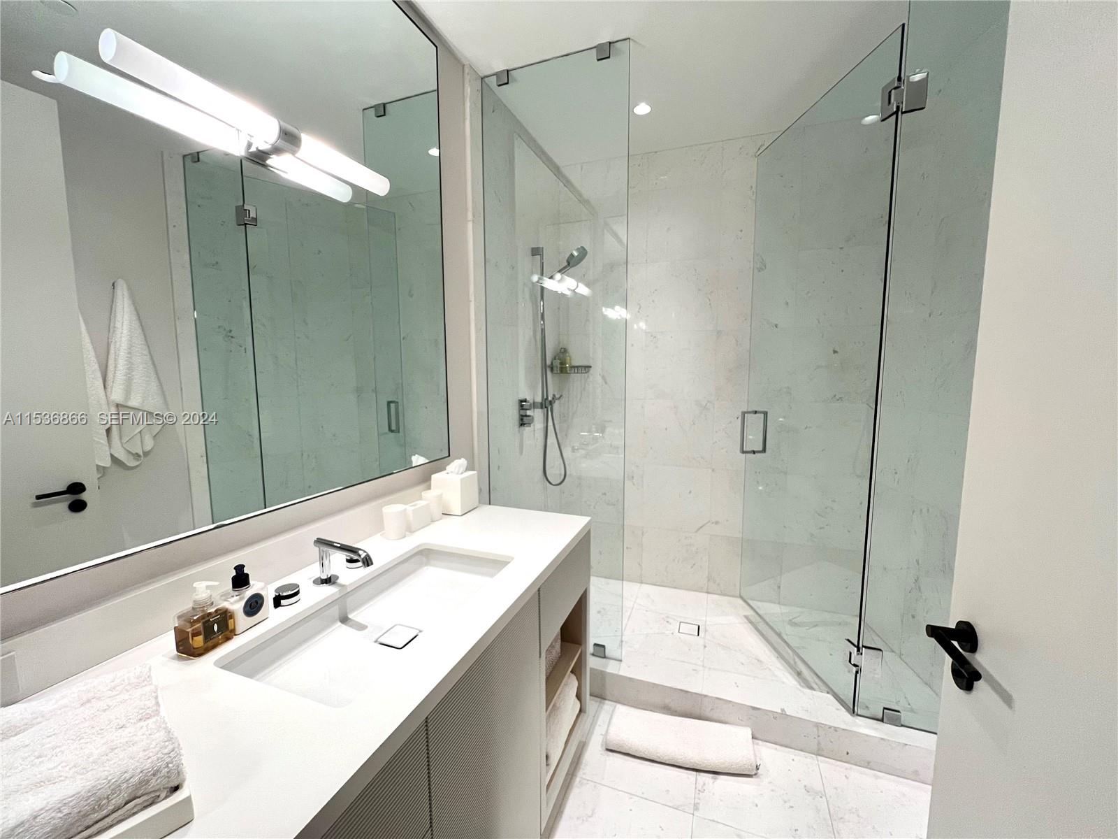 18555 Collins Avenue 3501 Property Photo 54