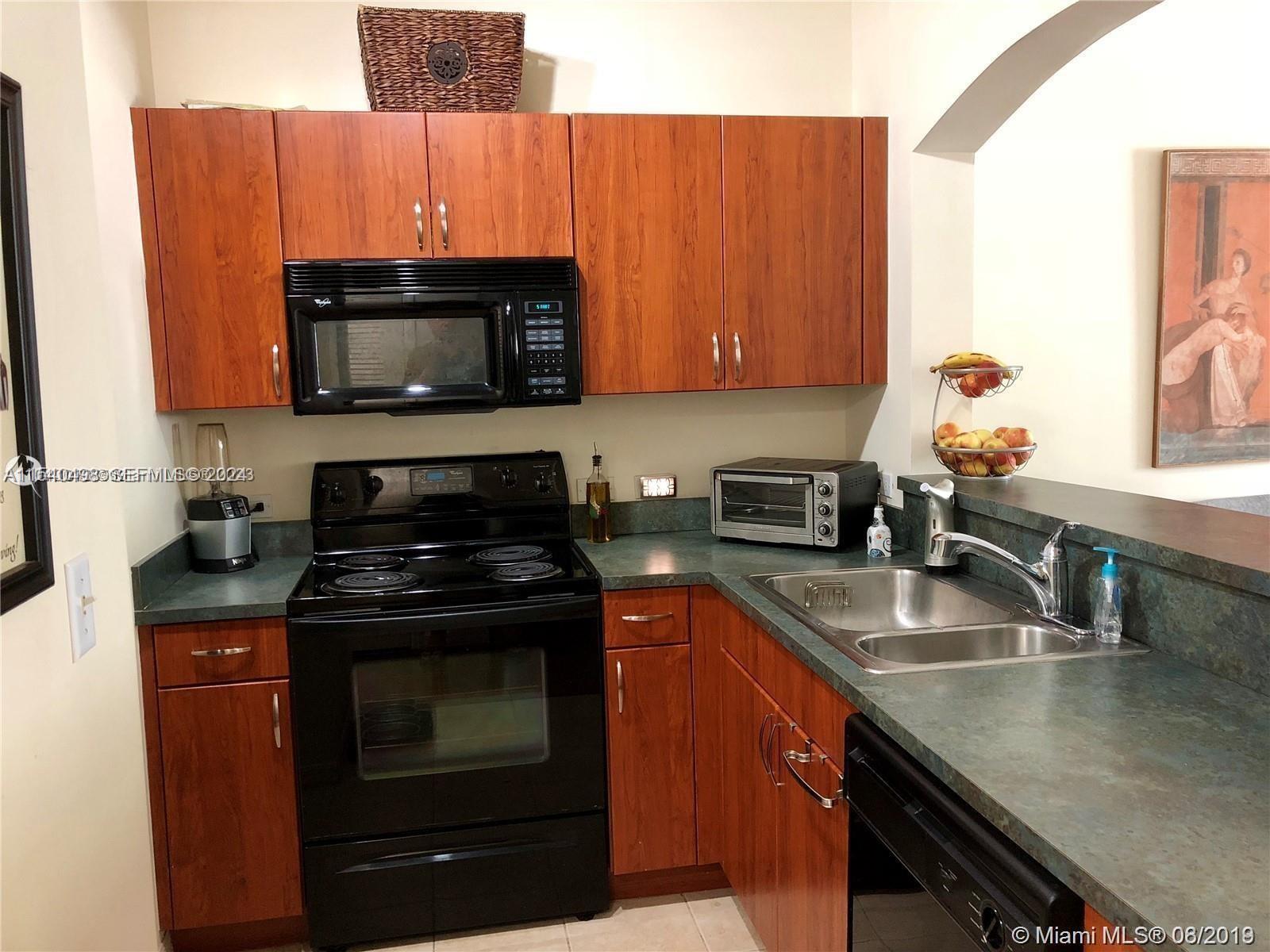 9172 Collins Avenue 13 Property Photo 2
