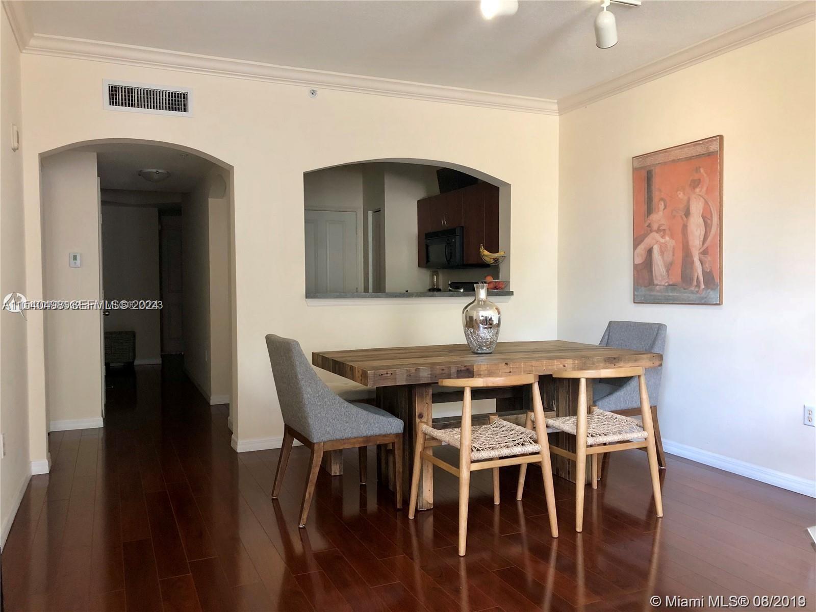 9172 Collins Avenue 13 Property Photo 6