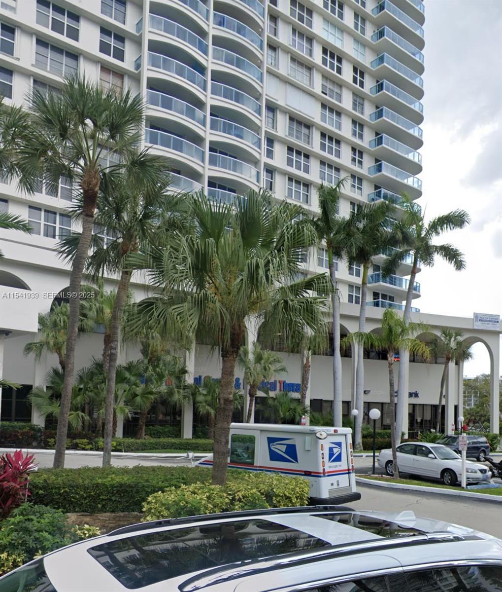 3800 S Ocean Drive G7 Property Photo 4