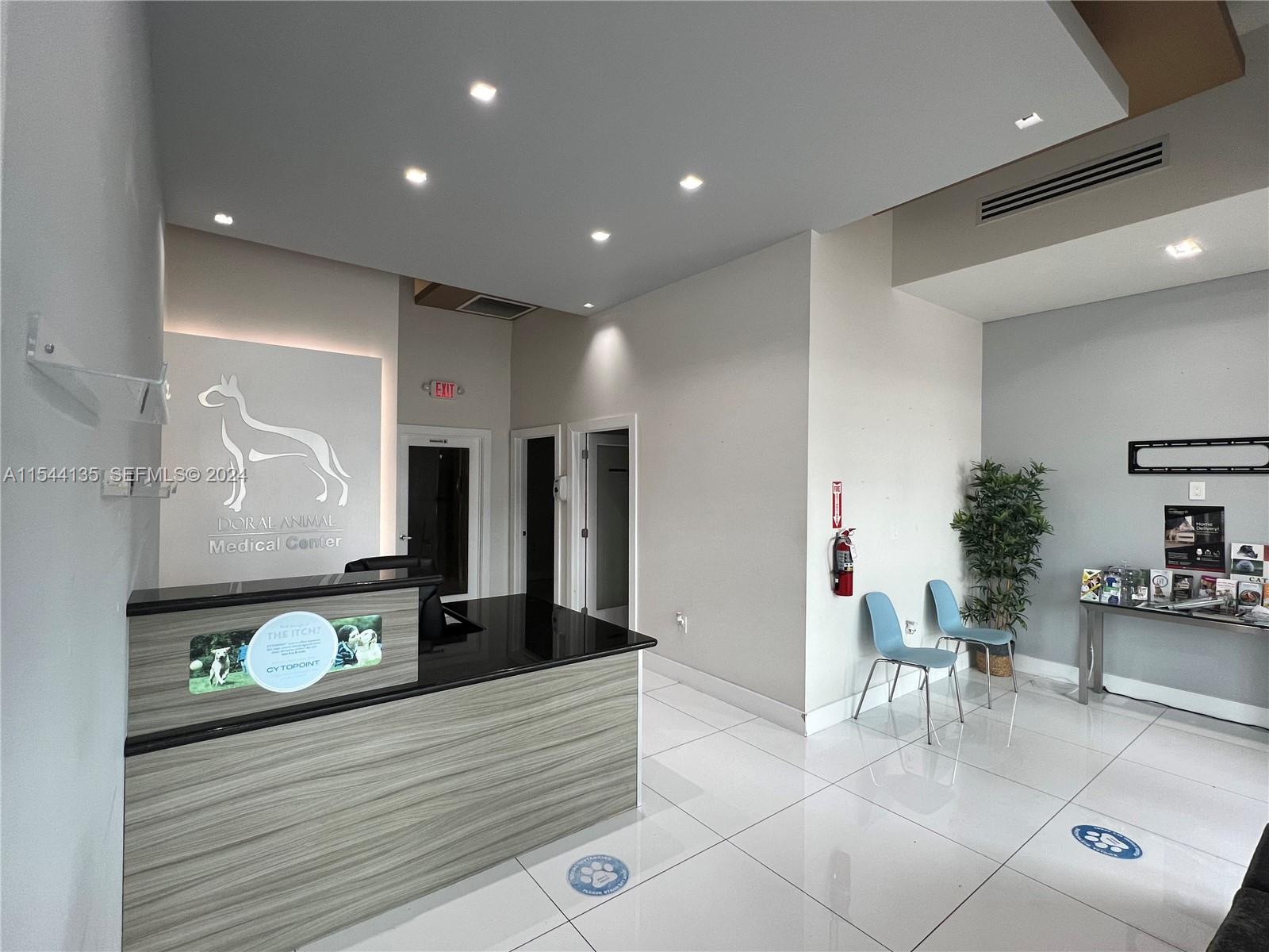 A11544135 Property Photo 2