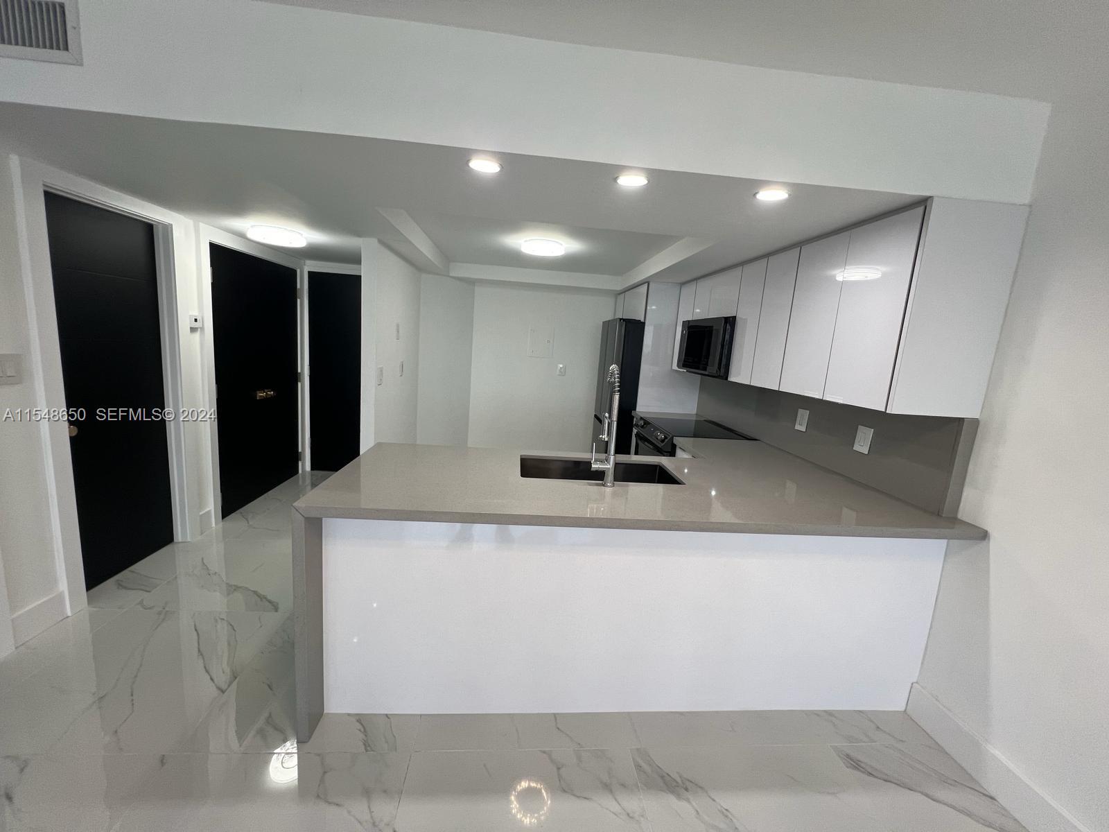 1301 Ne Miami Gardens Drive 1101w Property Photo 5