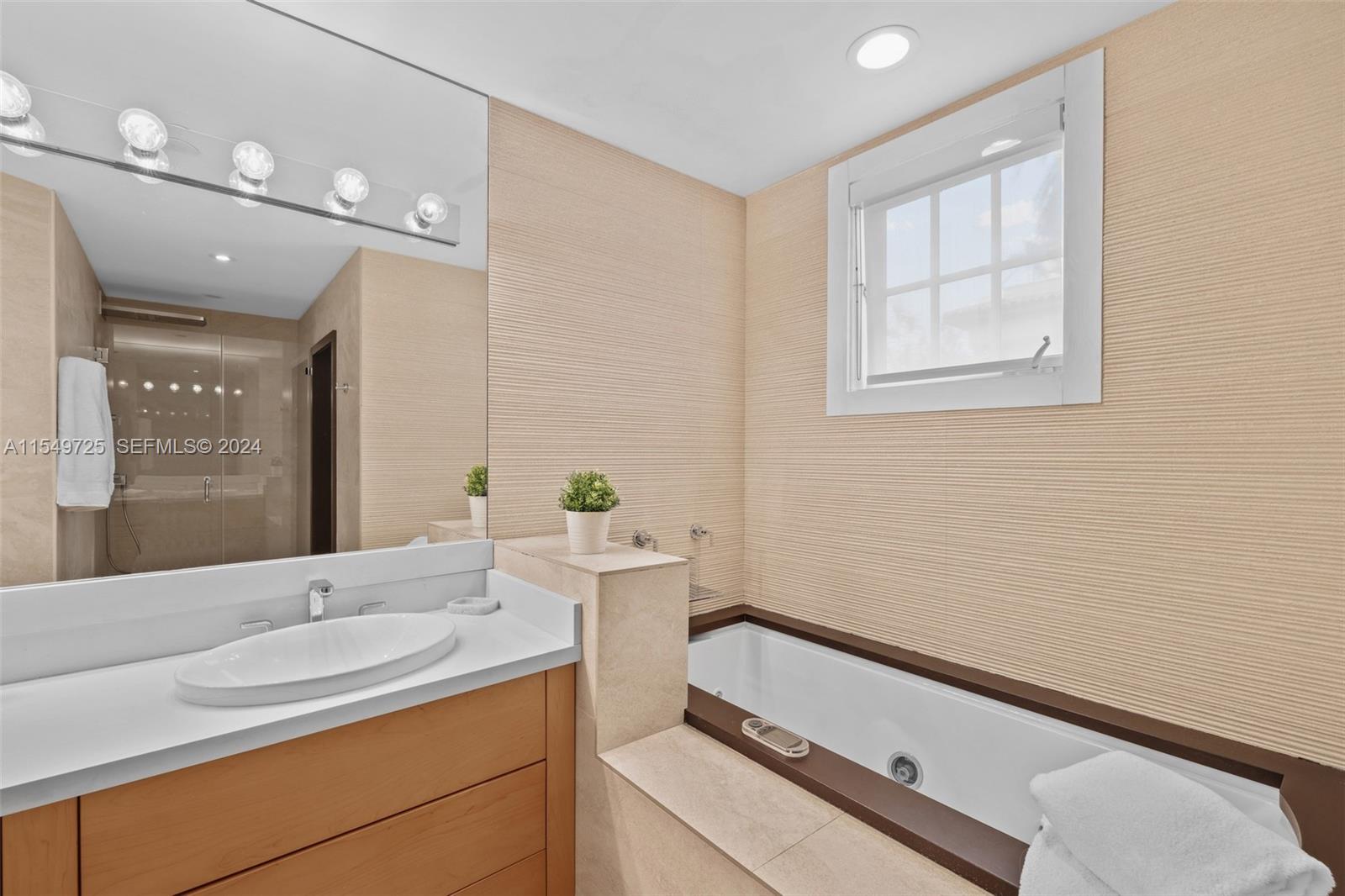 19127 Fisher Island Drive 19127 Property Photo 26