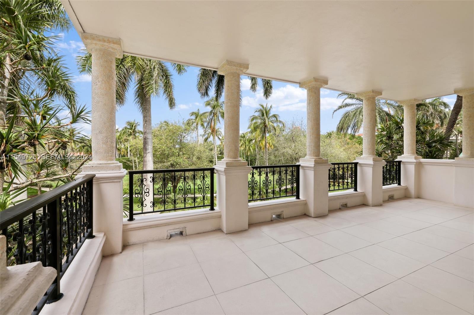 19127 Fisher Island Drive 19127 Property Photo 32