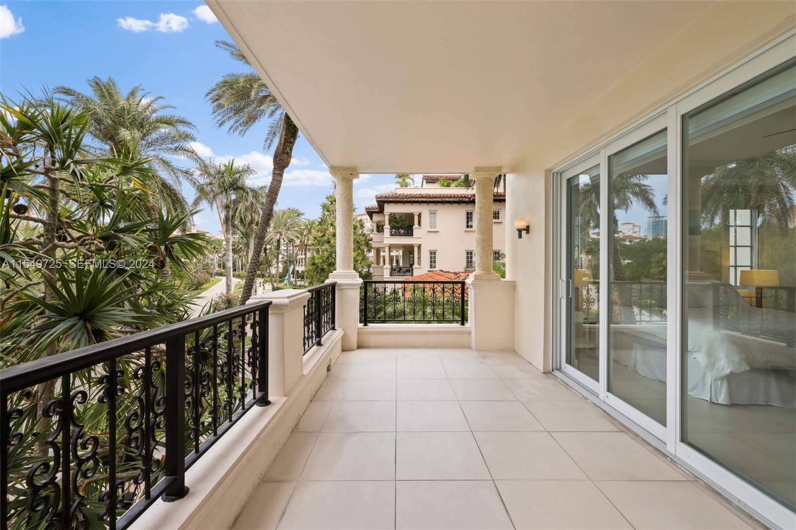 19127 Fisher Island Drive 19127 Property Photo 35