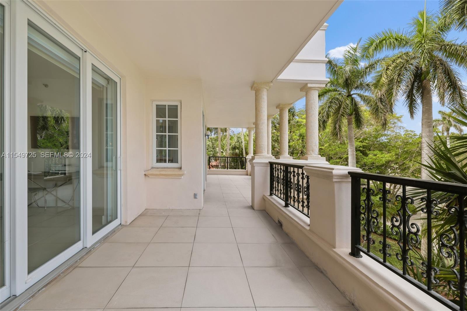 19127 Fisher Island Drive 19127 Property Photo 39