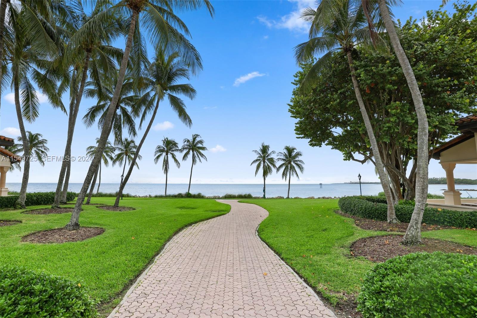 19127 Fisher Island Drive 19127 Property Photo 44
