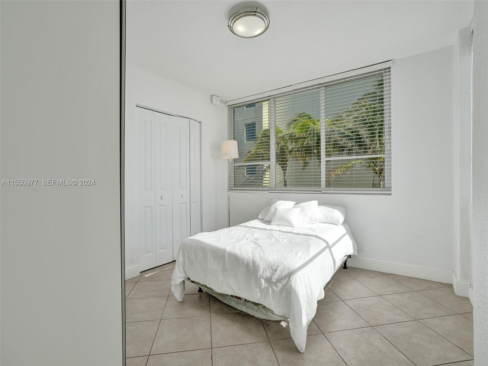 5005 Collins Avenue 725 Property Photo 16