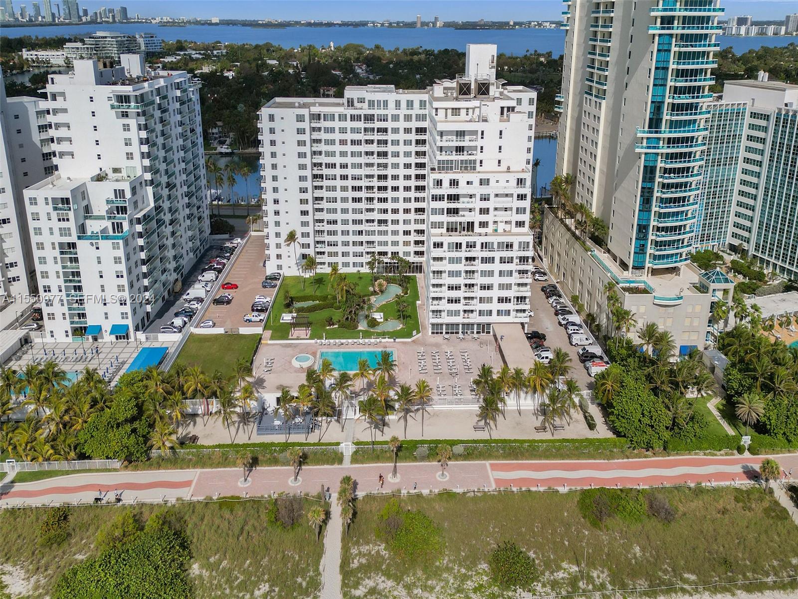 5005 Collins Avenue 725 Property Photo 40