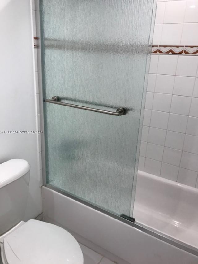 17560 Atlantic Boulevard 301 Property Photo 5