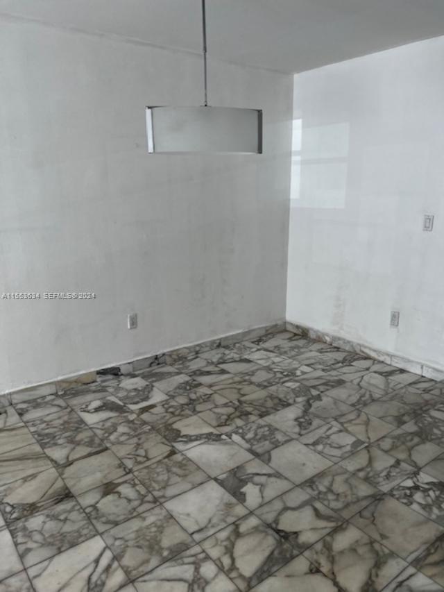 17560 Atlantic Boulevard 301 Property Photo 7