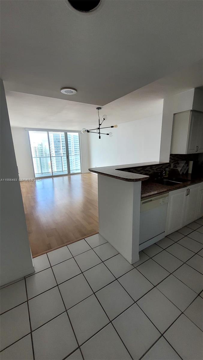 1155 Brickell Bay Drive 2805 Property Photo 3