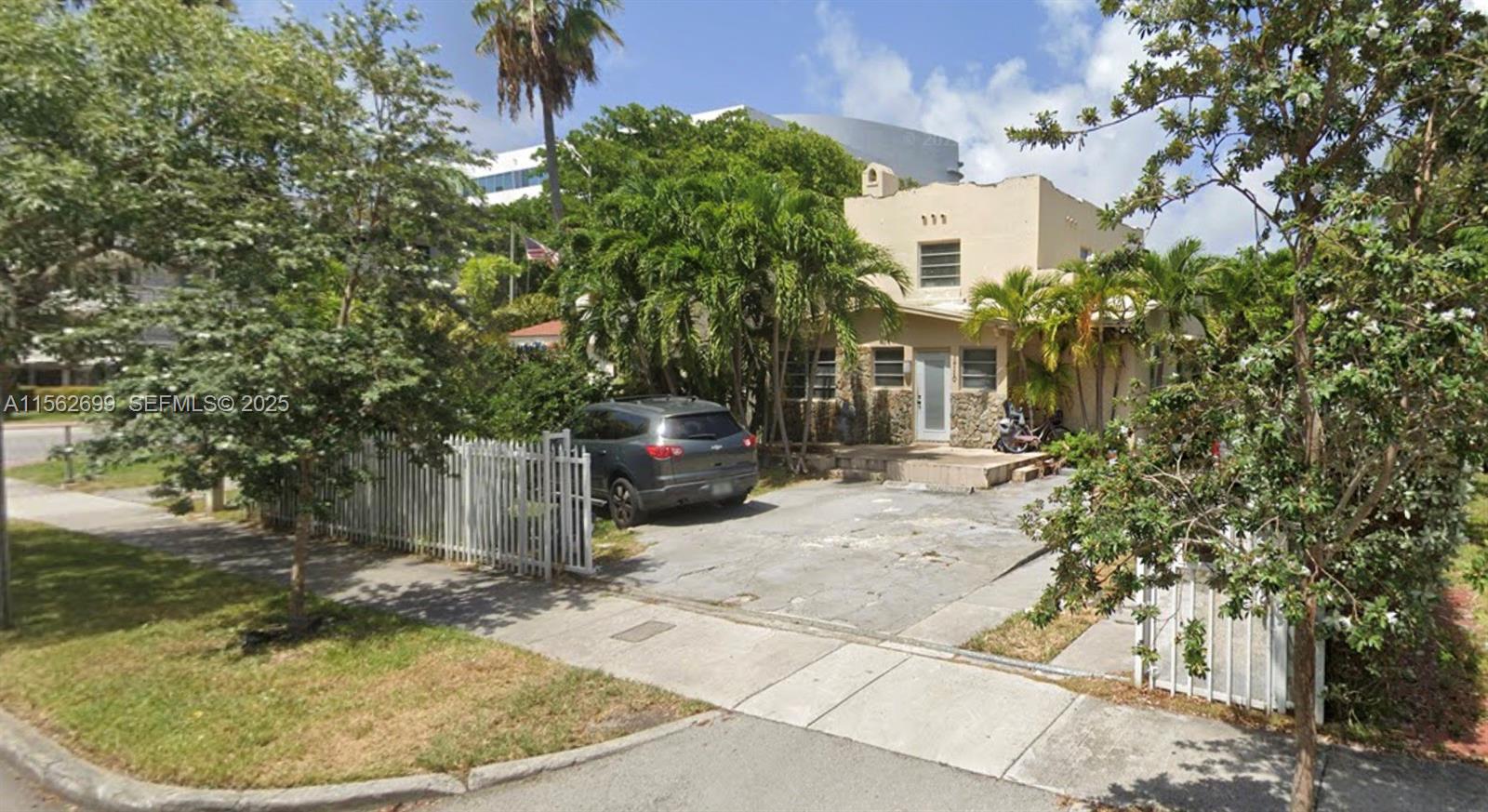 1710 Jefferson Avenue Property Photo 2
