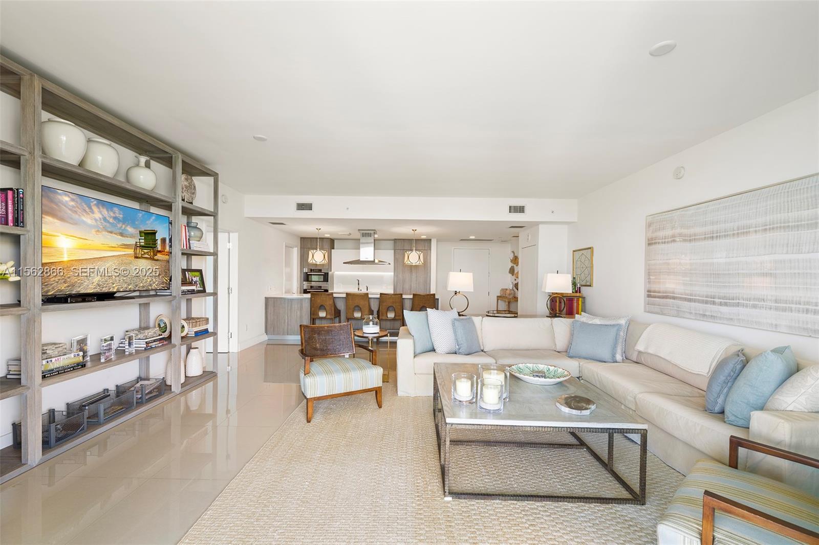 360 Ocean Drive 905s Property Photo 3