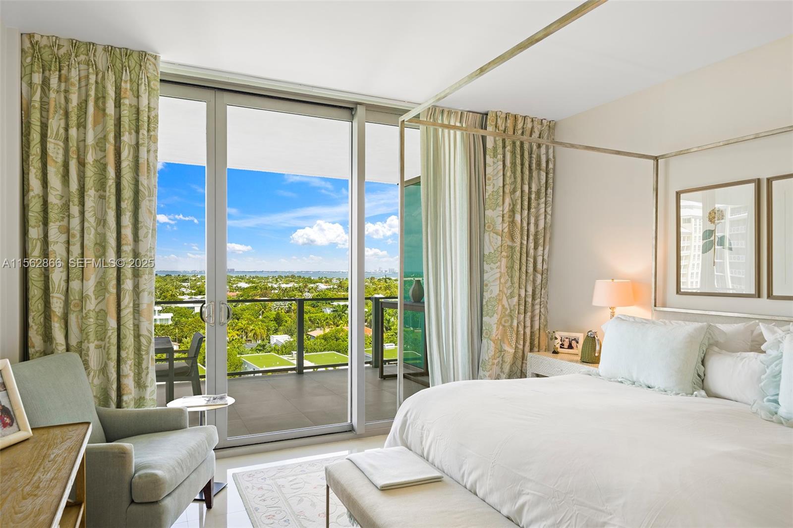 360 Ocean Drive 905s Property Photo 10