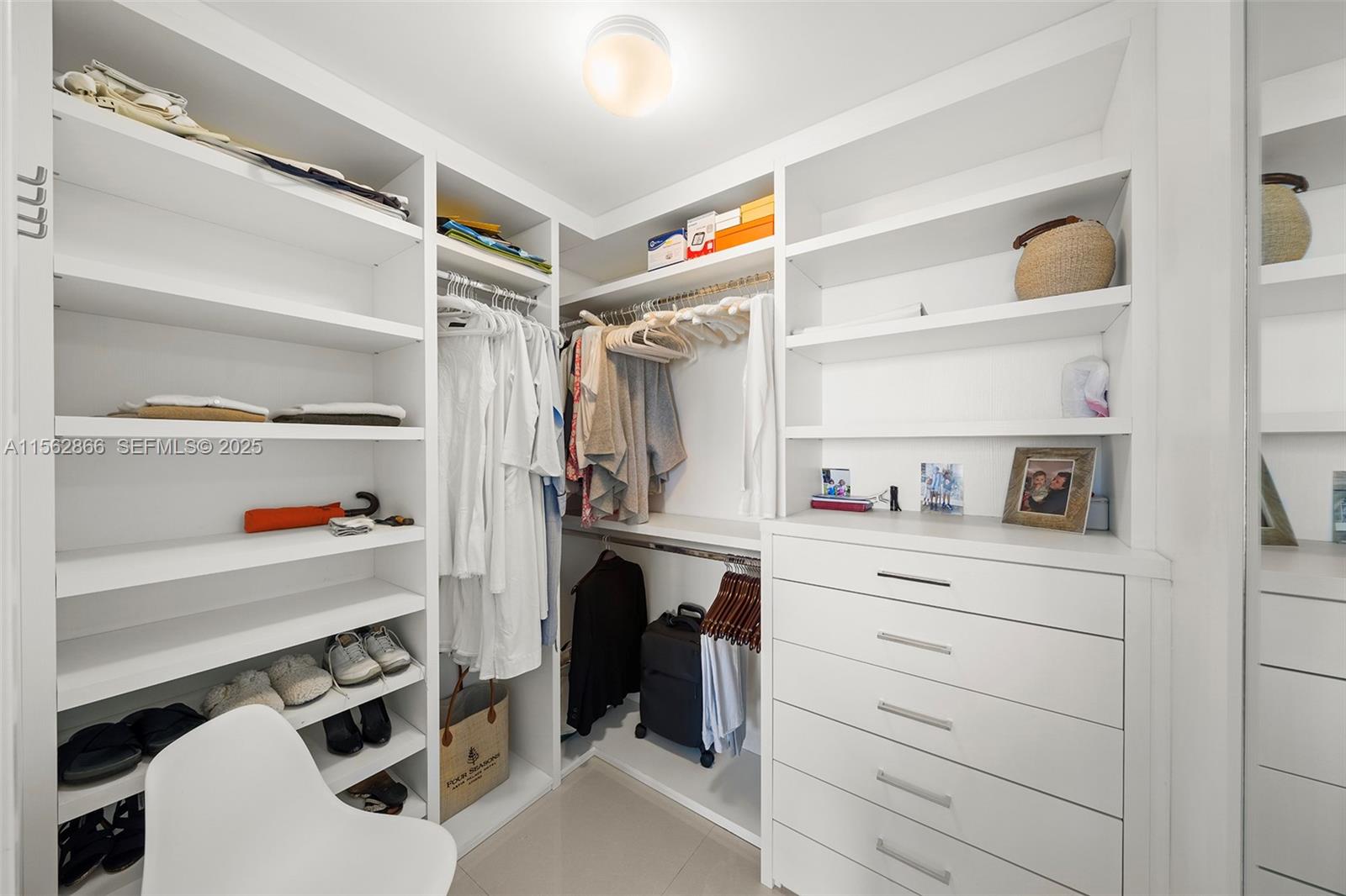 360 Ocean Drive 905s Property Photo 14