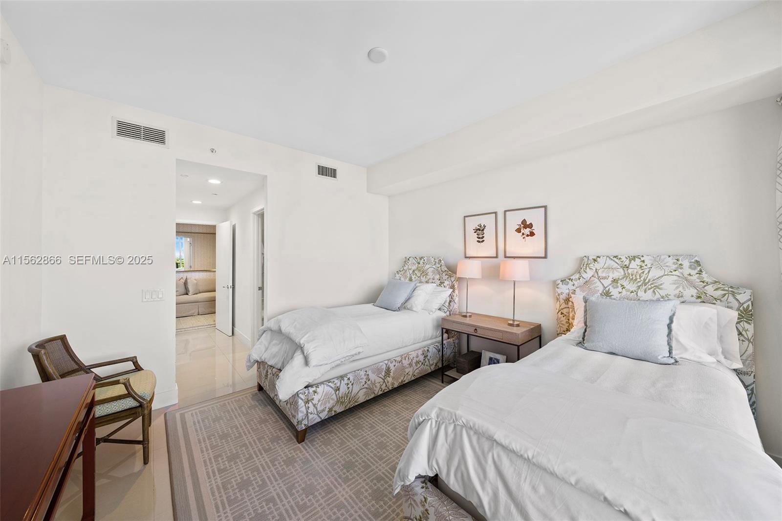 360 Ocean Drive 905s Property Photo 19