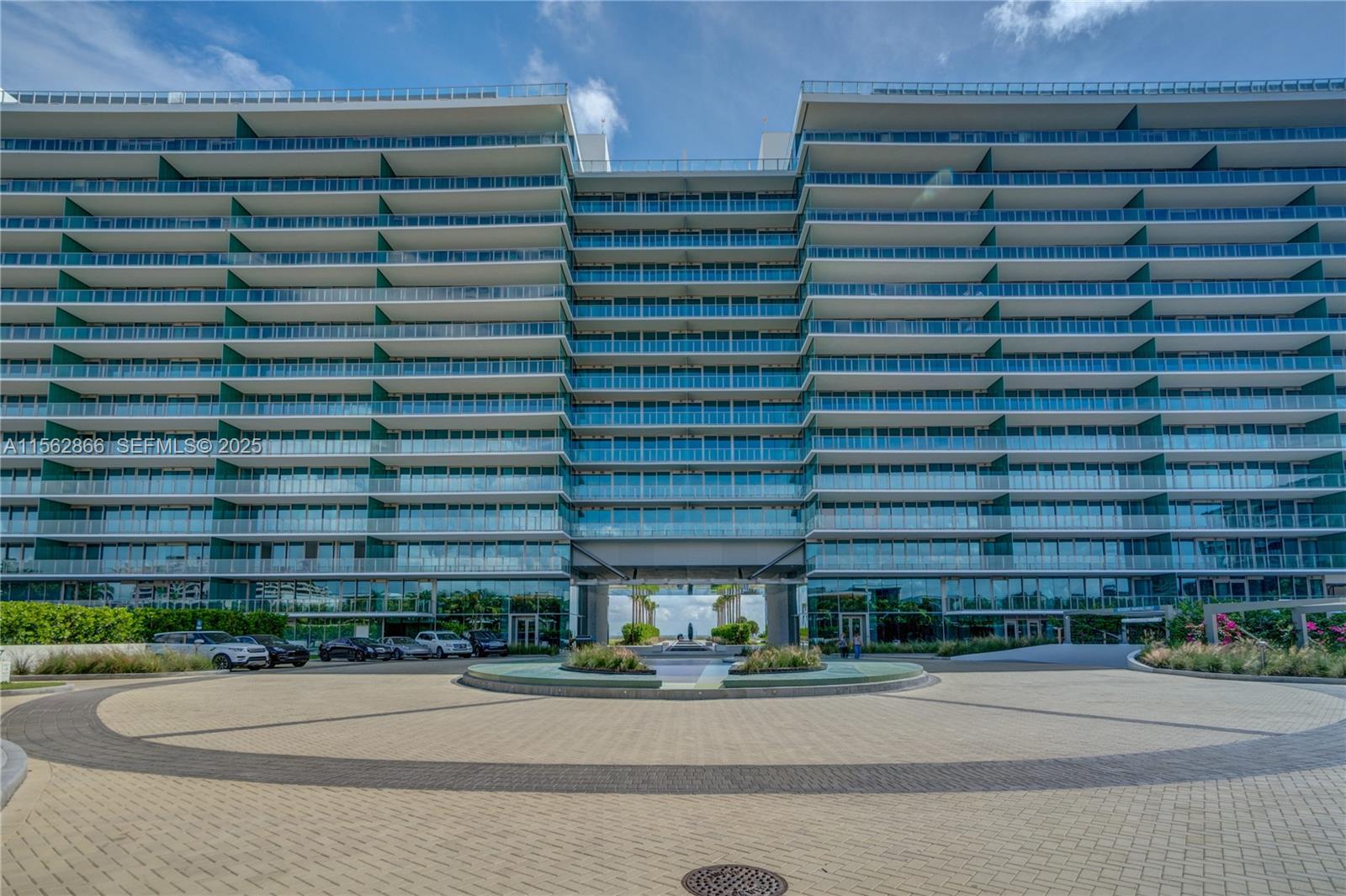 360 Ocean Drive 905s Property Photo 31