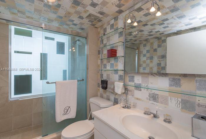 21205 Yacht Club Drive Ph09 Property Photo 40