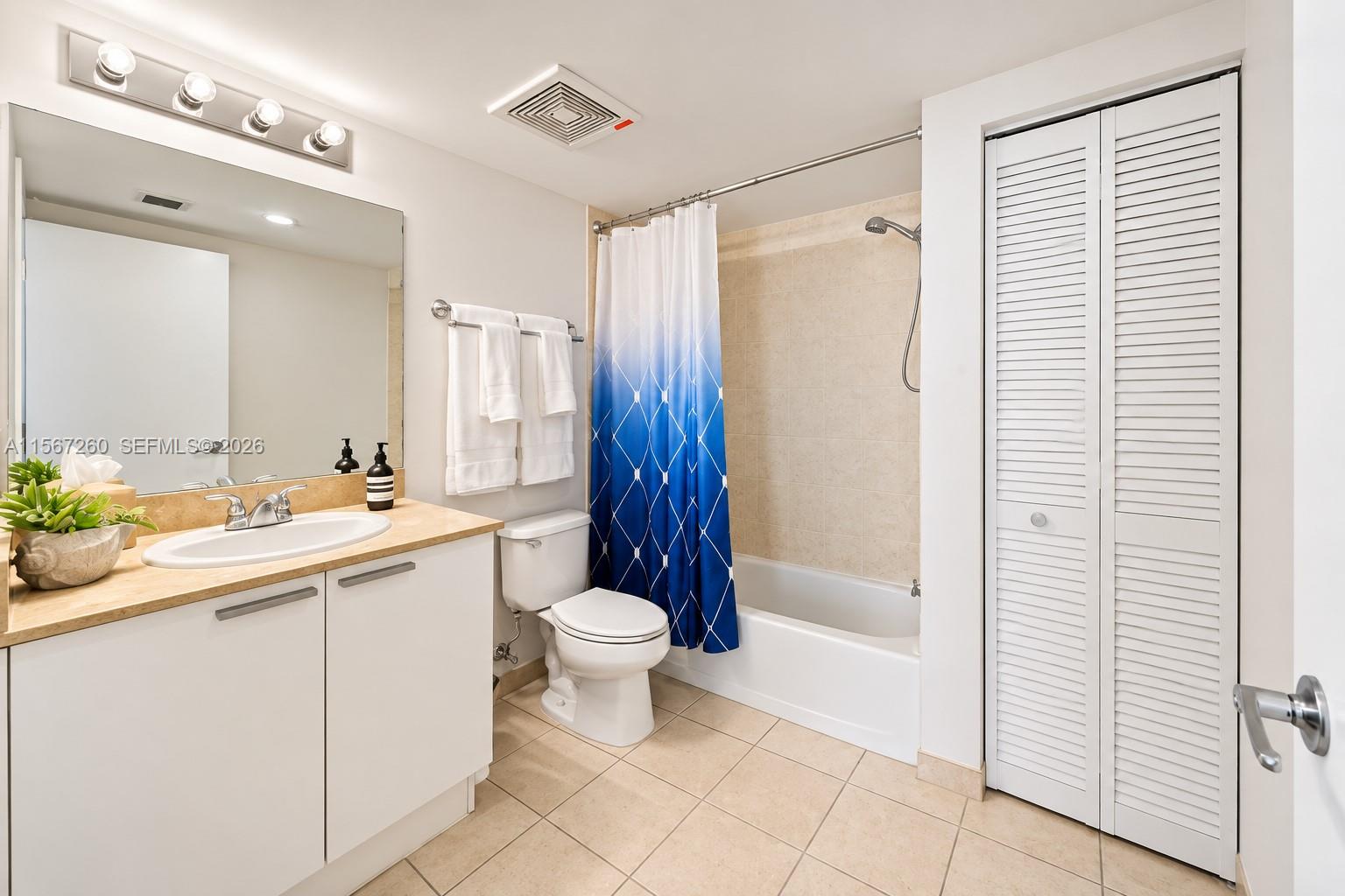 16699 Collins Avenue 3009 Property Photo 17