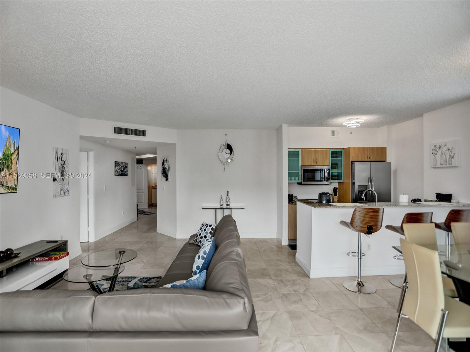 17555 Atlantic Boulevard 1101 Property Photo 6