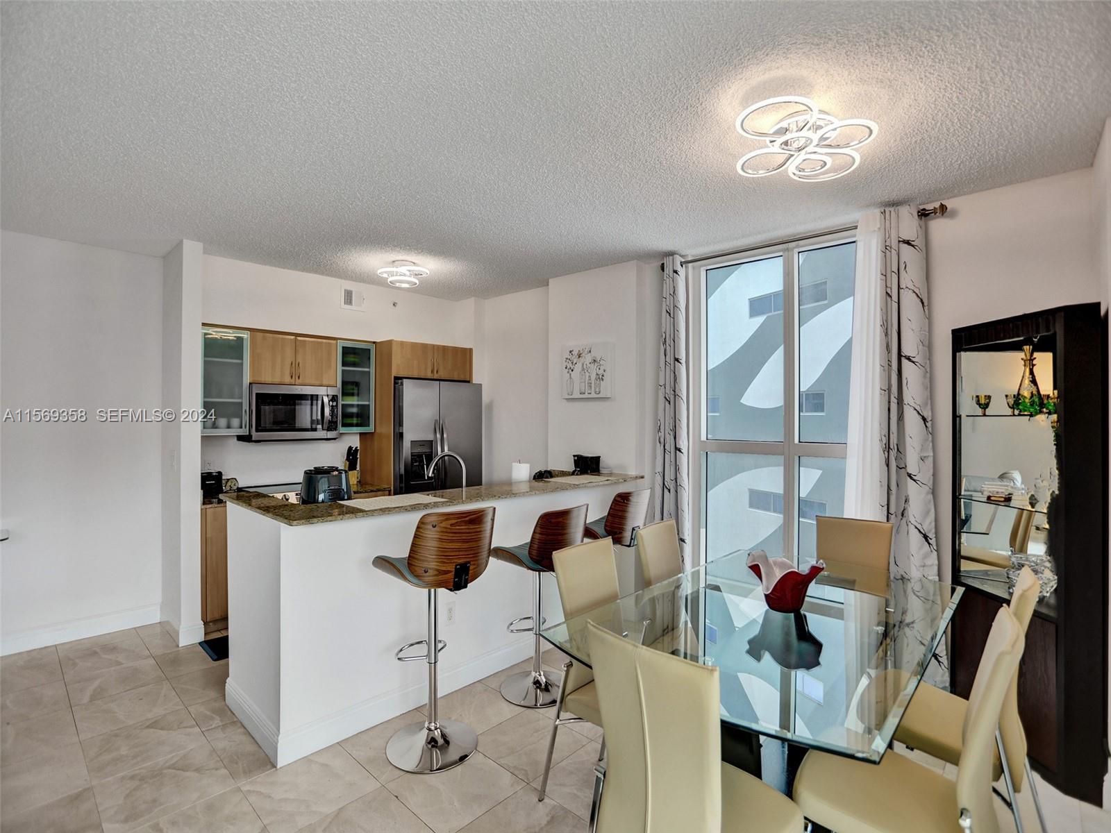 17555 Atlantic Boulevard 1101 Property Photo 13