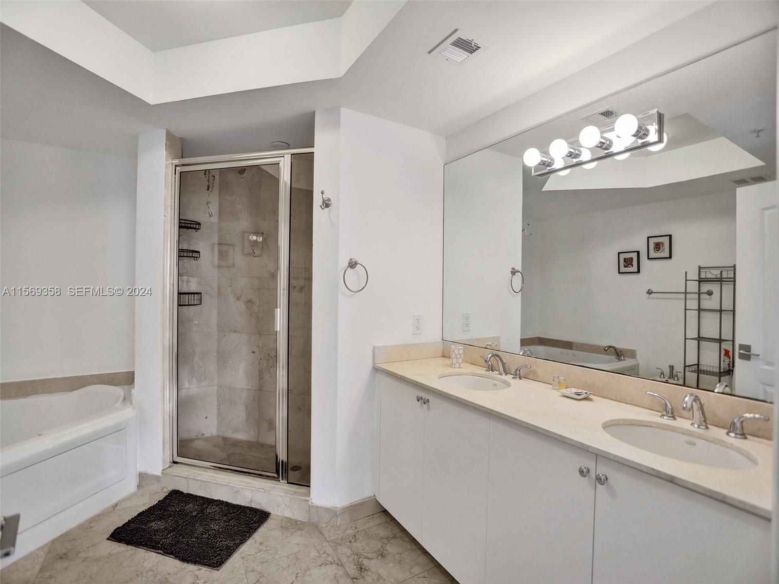 17555 Atlantic Boulevard 1101 Property Photo 22