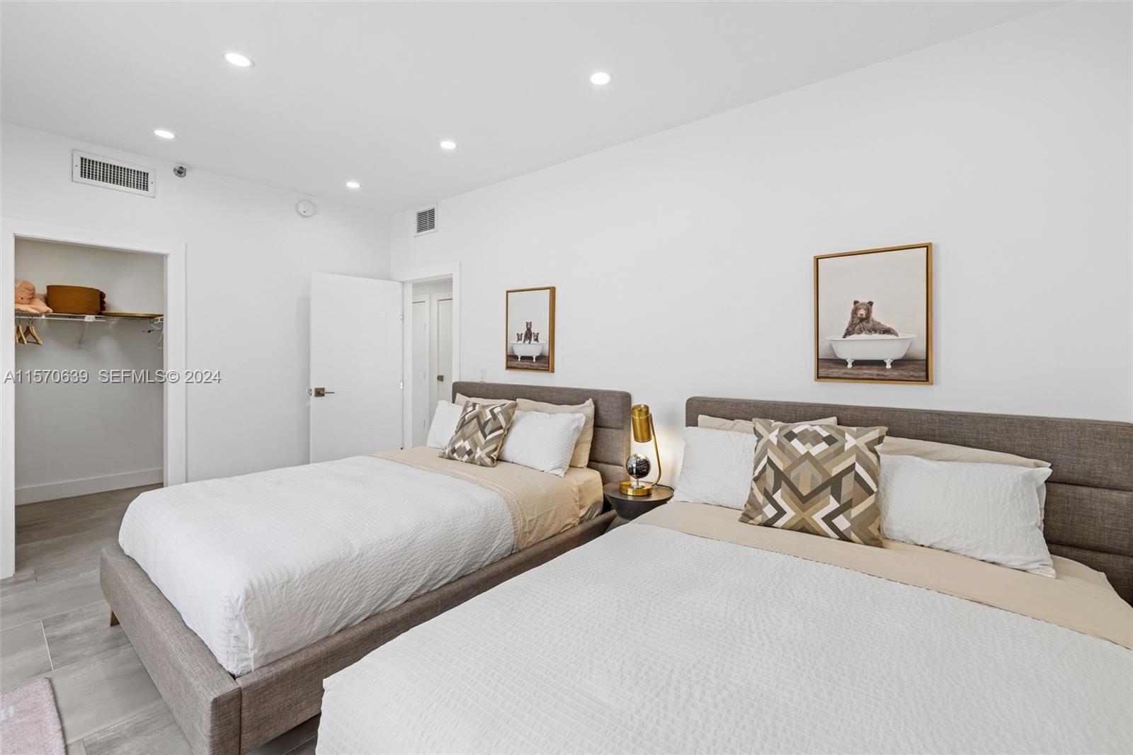 19144 Fisher Island Drive 19144 Property Photo 14